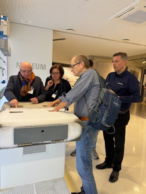 Gallery: Unser Firmenausflug Oktober 2024 in Baden-Baden bei der Firma Schöck zur Werksbesichtigung