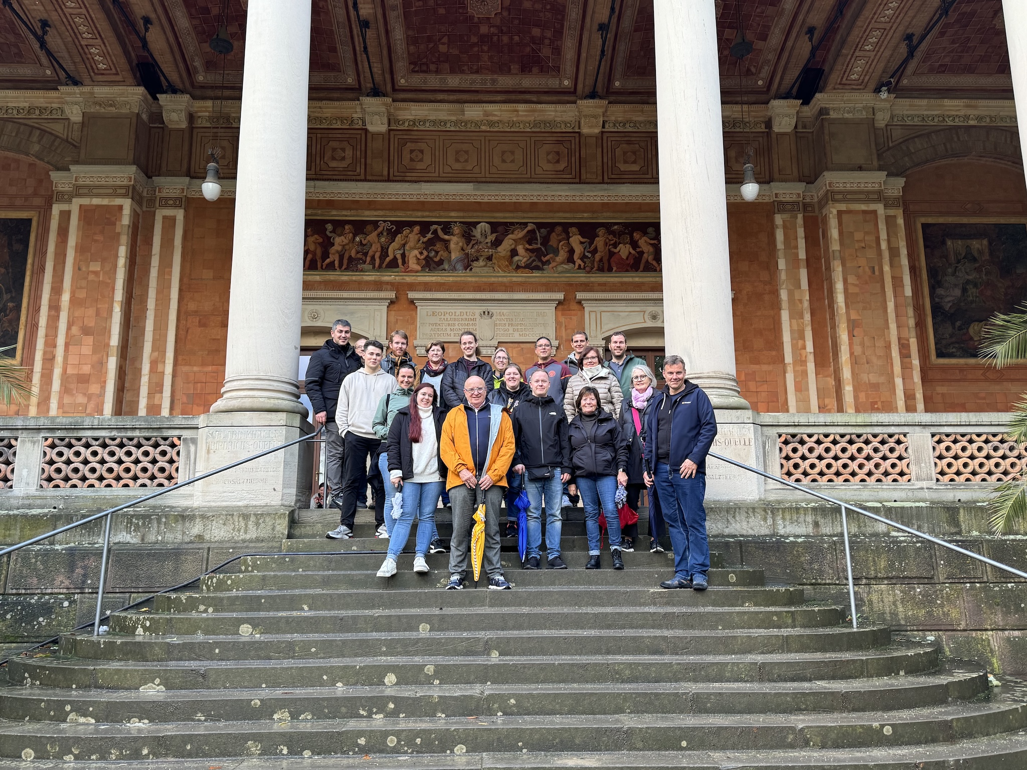 Gallery: Unser Firmenausflug Oktober 2024 in Baden-Baden bei der Firma Schöck zur Werksbesichtigung